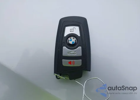 2016 BMW 320I xDrive из США, поврежденный, VIN WBA8E5G53GNT40689